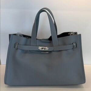 Chic Blue Women's Tote Bag